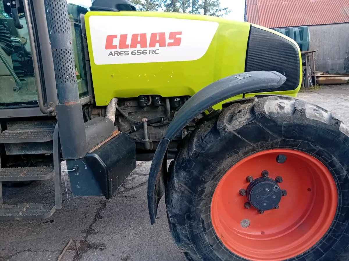 Class 656 Ares - Image 3