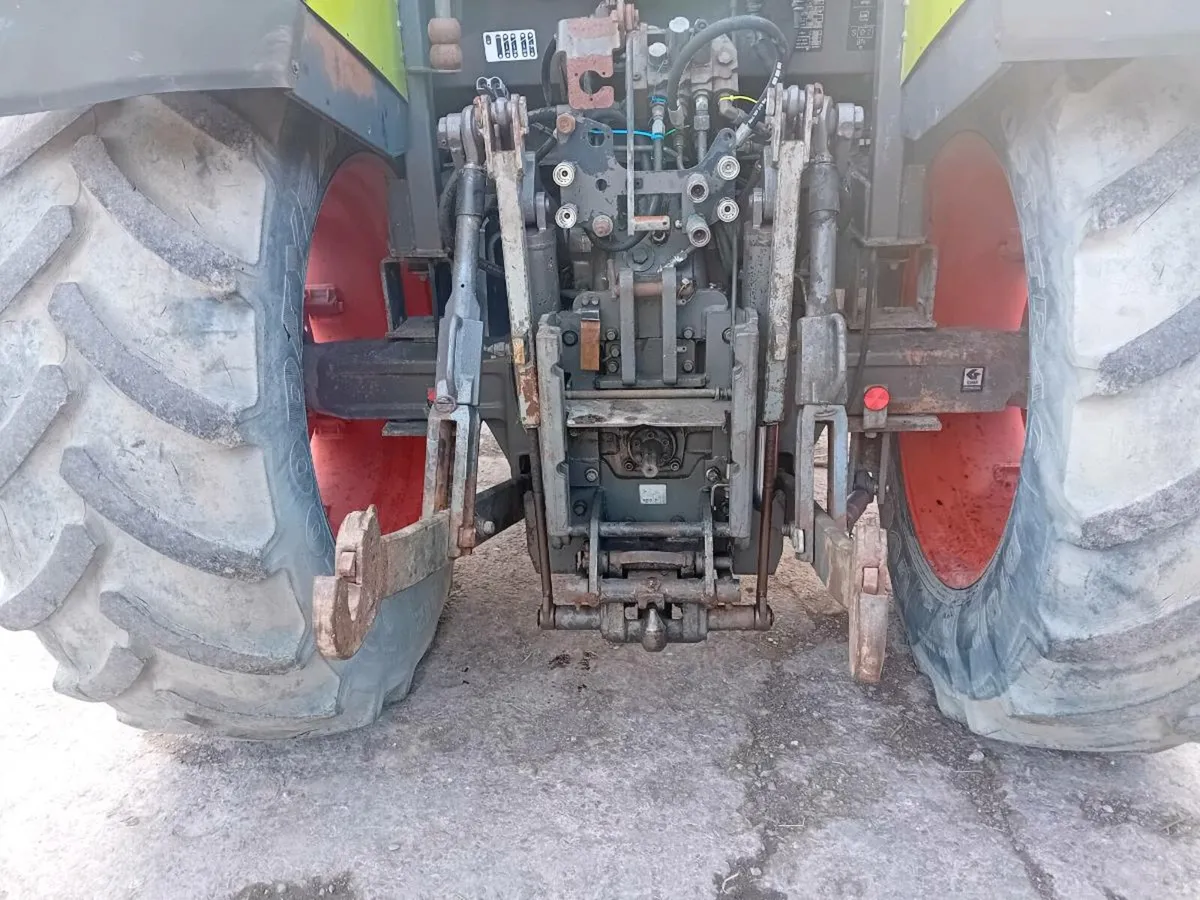 Class 656 Ares - Image 4