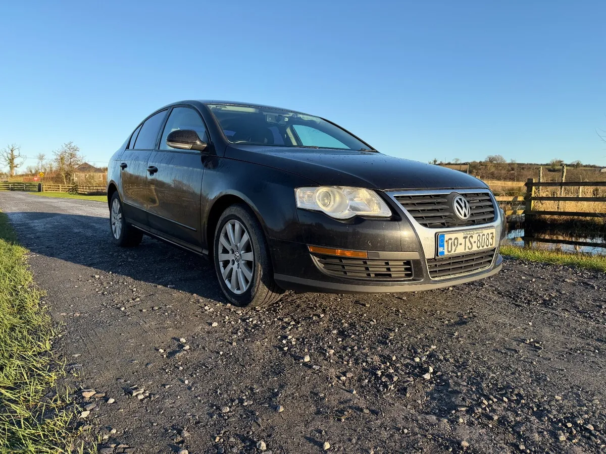 VERY CLEAN VW PASSAT 2.0 TDI SE - Image 2