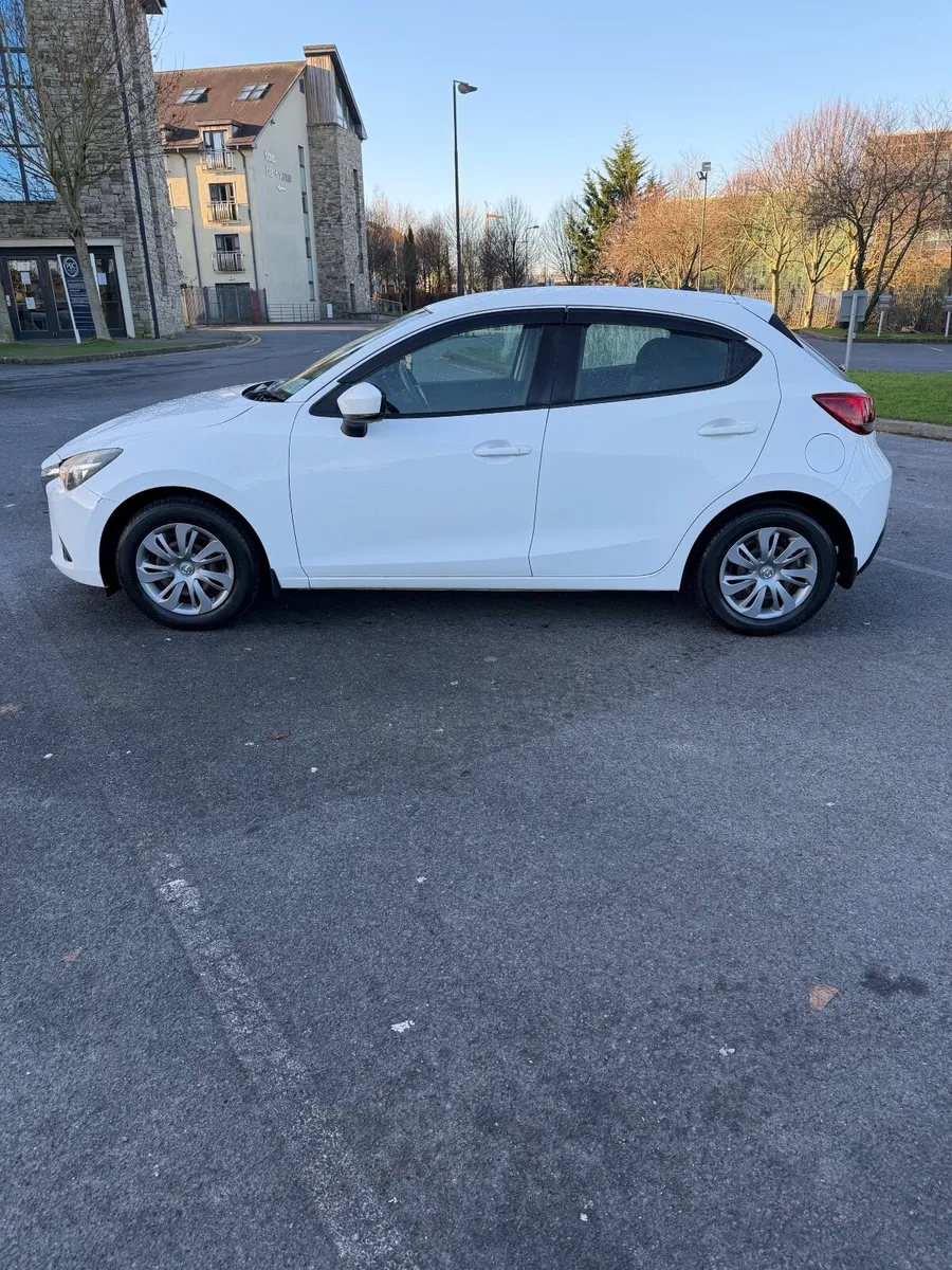 Mazda Demio 2016 - Image 2