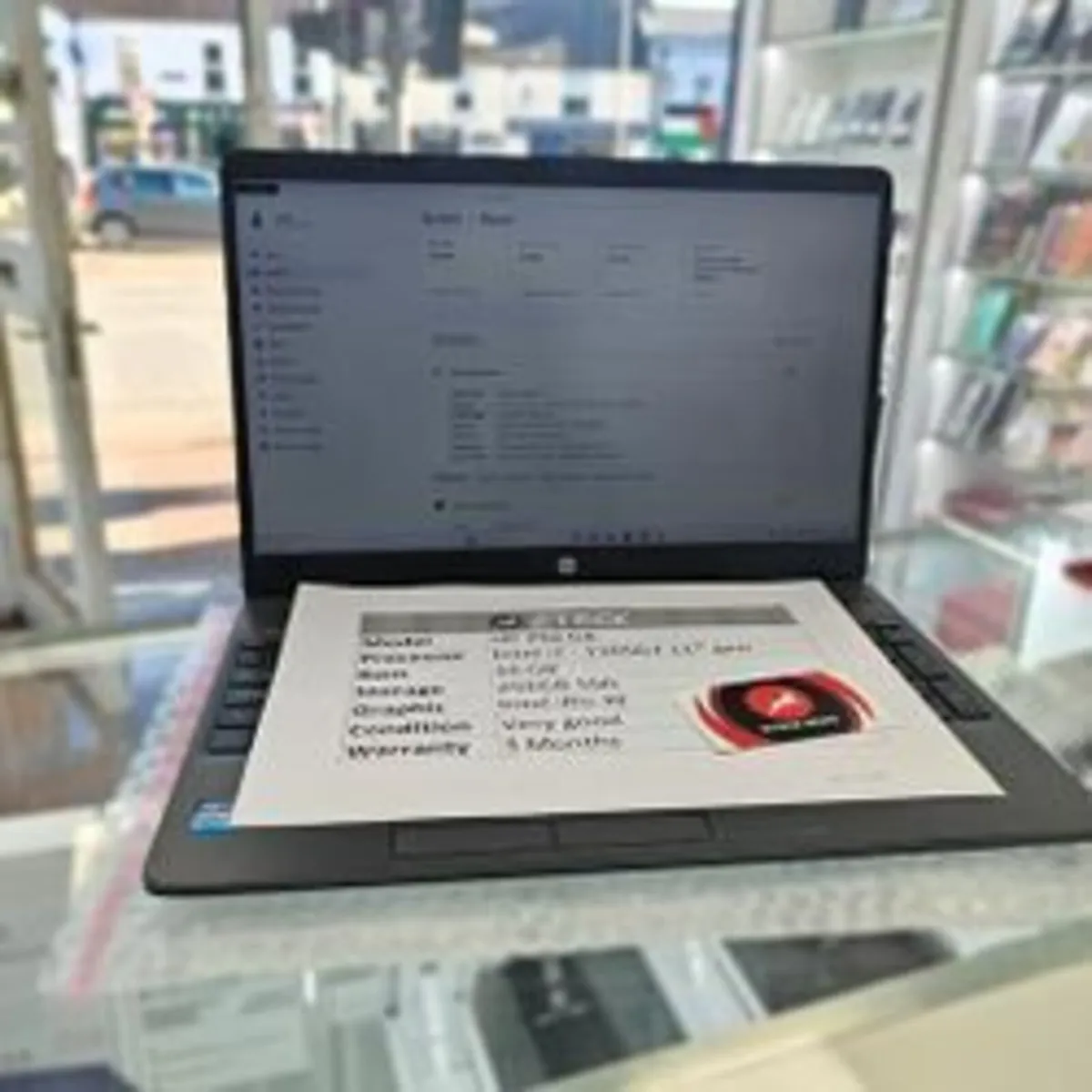 Hp 250 G8 | I7-1165g7 | 16 gb ram | 256ssd | 15.6