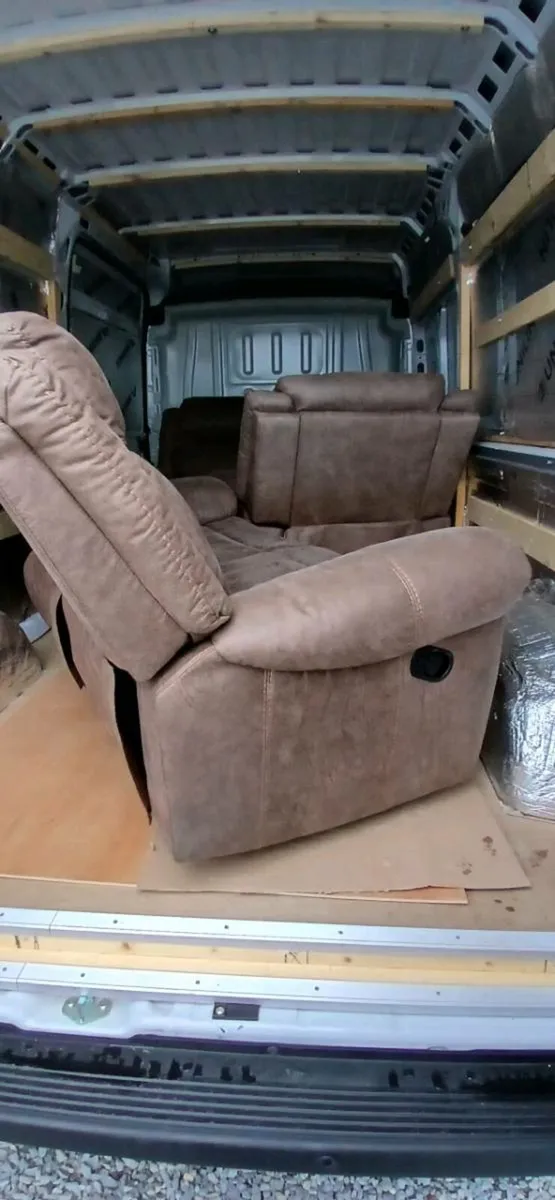 Two seater and 2 one seater, sofa recyliners. - Image 4