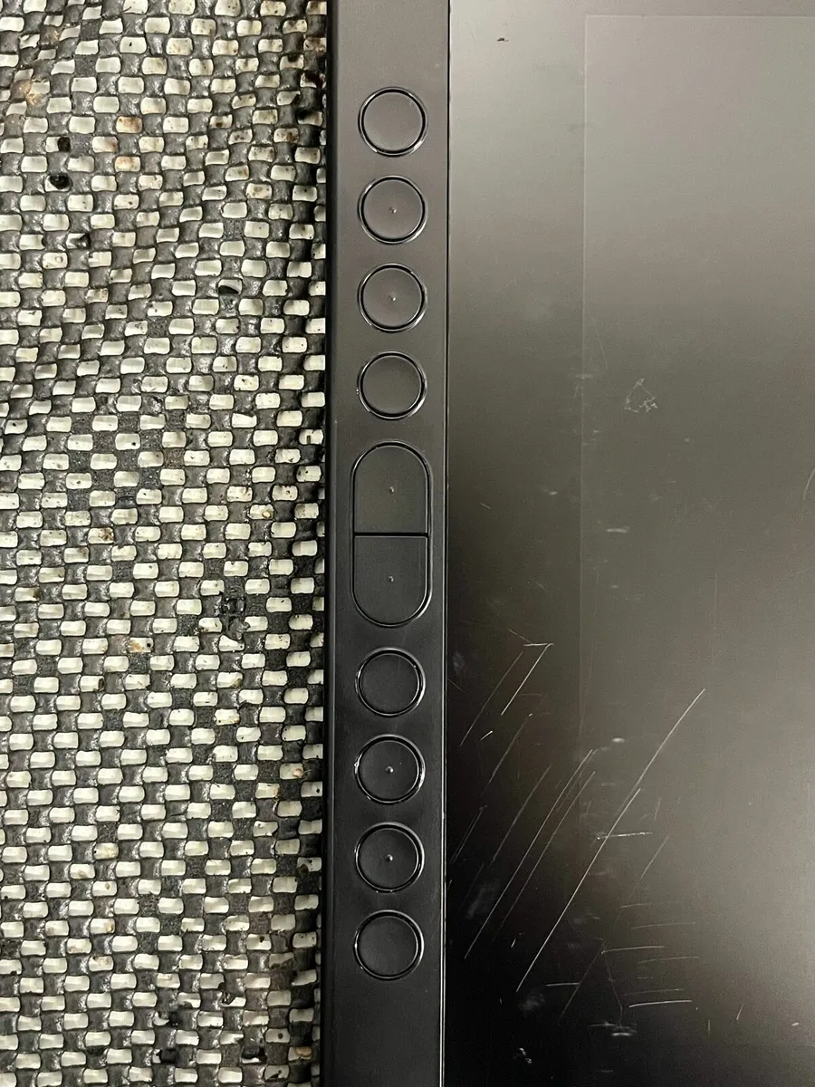 Kamvas 16 Drawing Tablet - Image 3