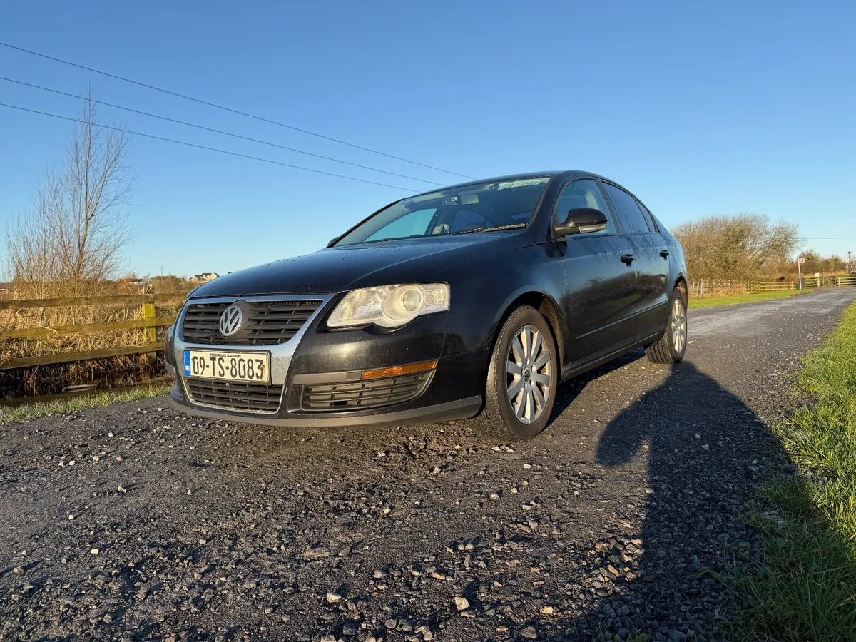 VERY CLEAN VW PASSAT 2.0 TDI SE - Image 3