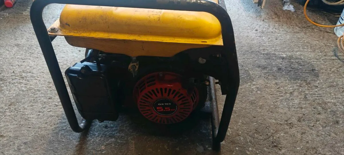 Generator 230v 2.2kva - Image 2