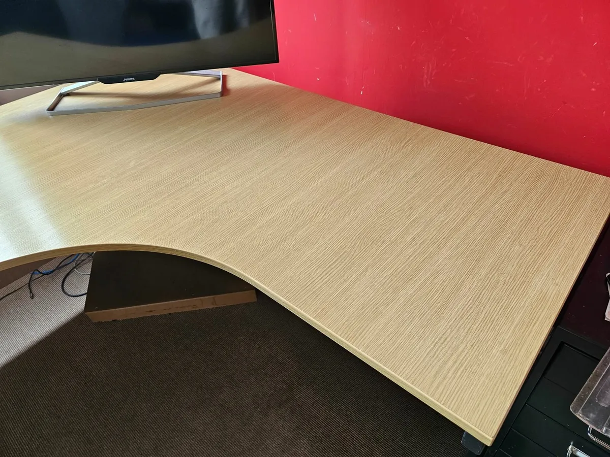 Large office desk table workbench wraparound - Image 4
