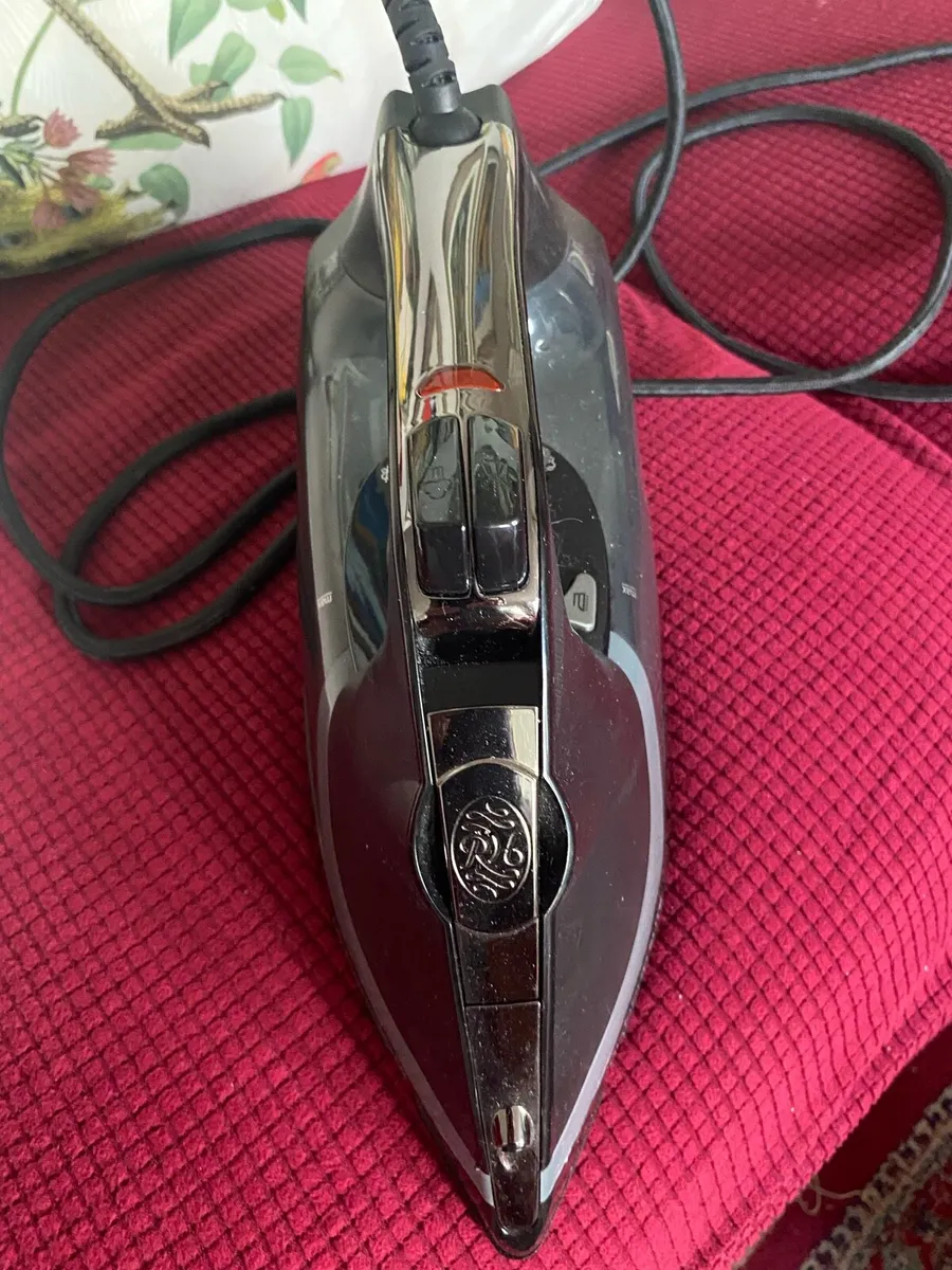 NEW-Russell Hobbs Diamond Elite Iron - Image 4