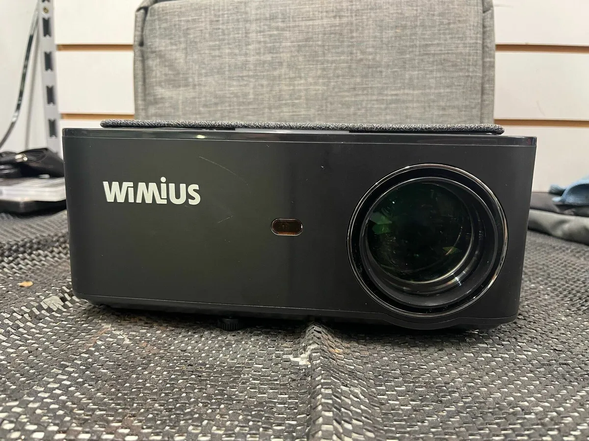 Wimius Projector - Image 1