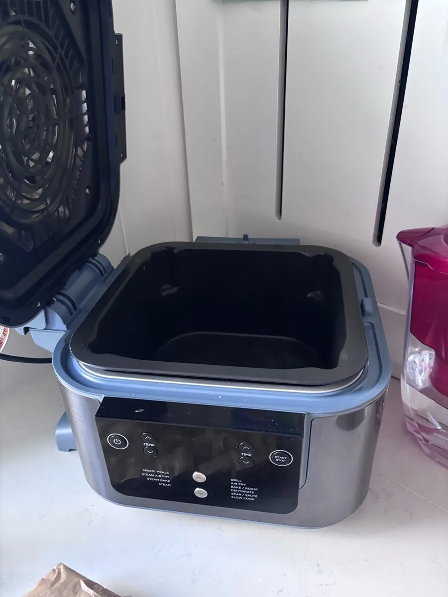Ninja air fryer - Image 2
