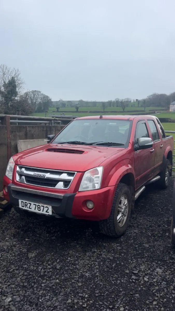 Isuzu Rodeo 2012 - Image 2