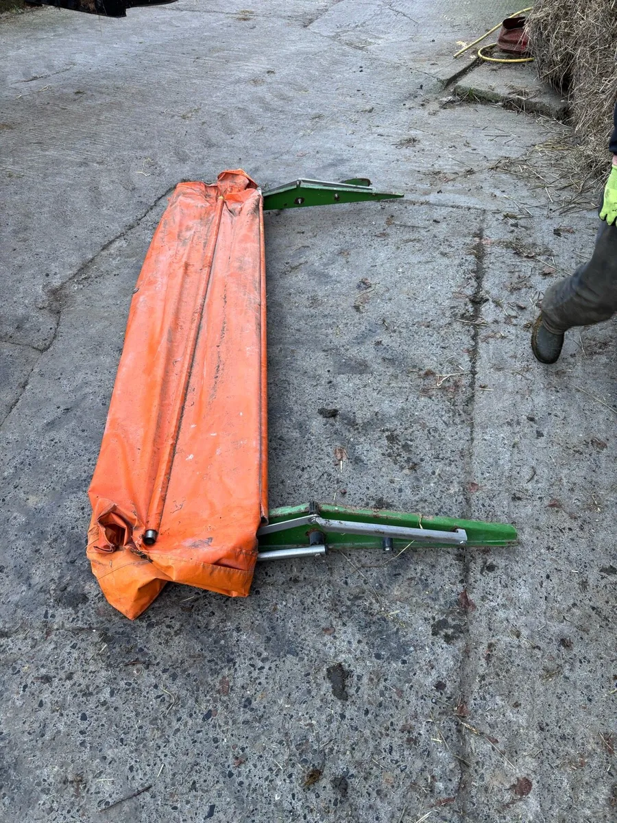 Cover for Amazon fertiliser spreader - Image 2