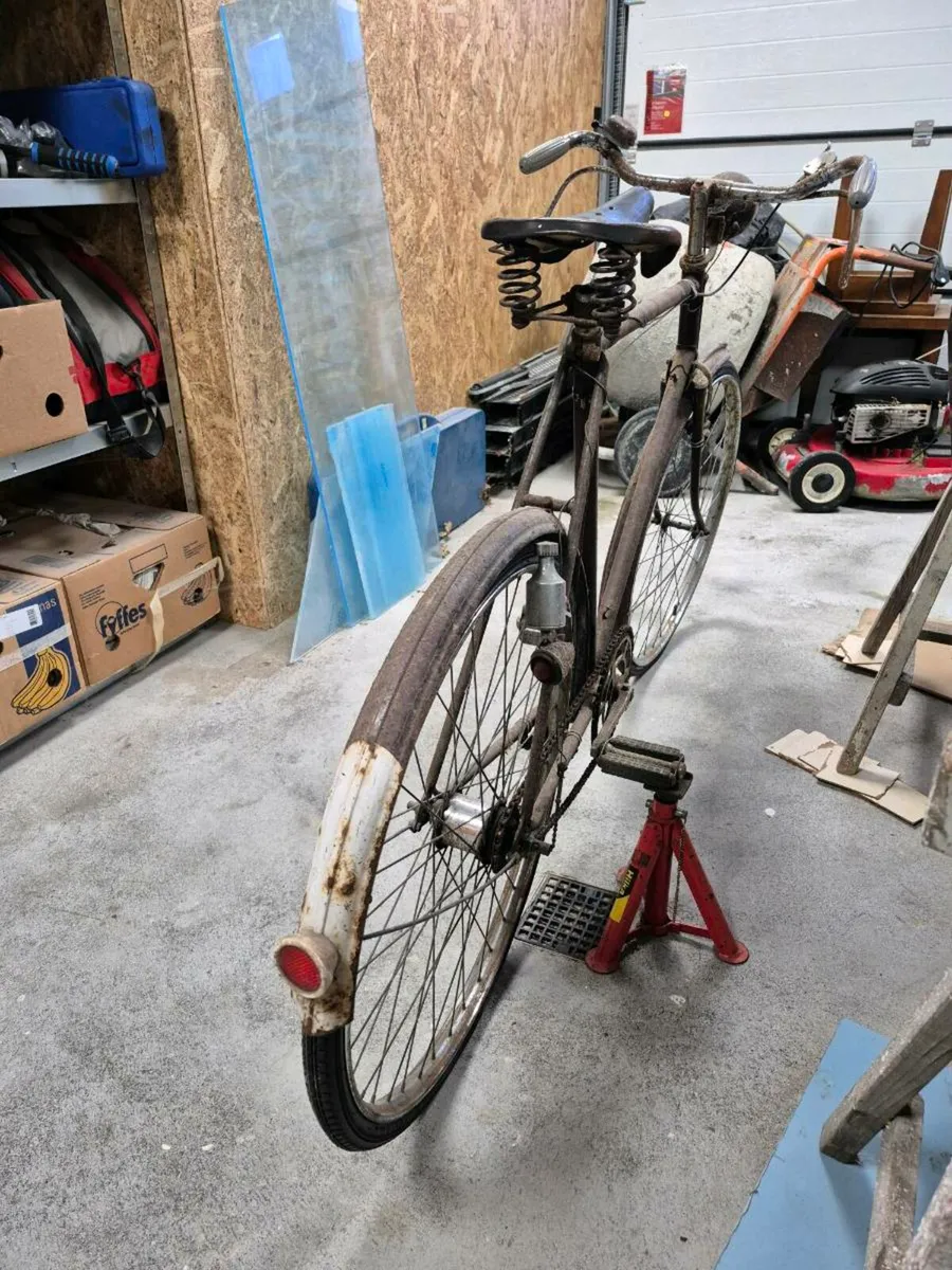 Raleigh bike & vintage drum mower - Image 3