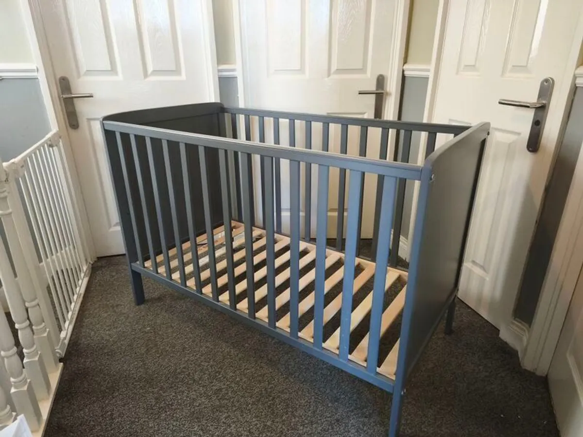 Baby Cot - Image 1