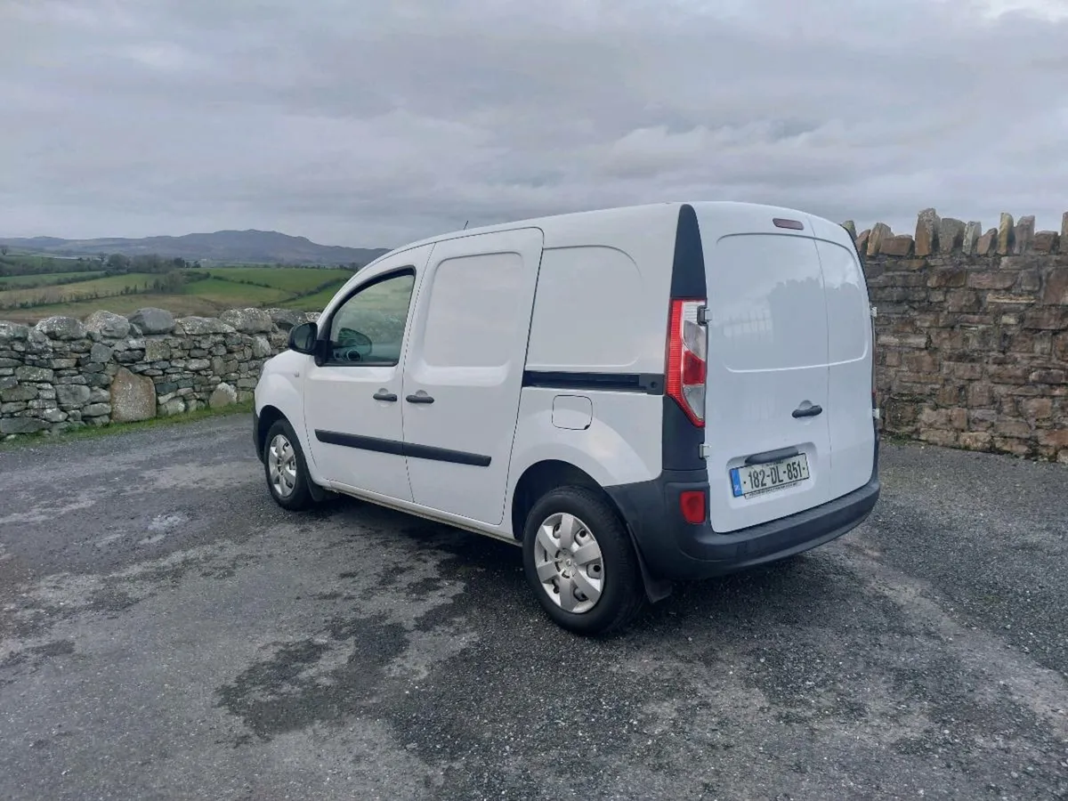 2018 kangoo van - Image 1