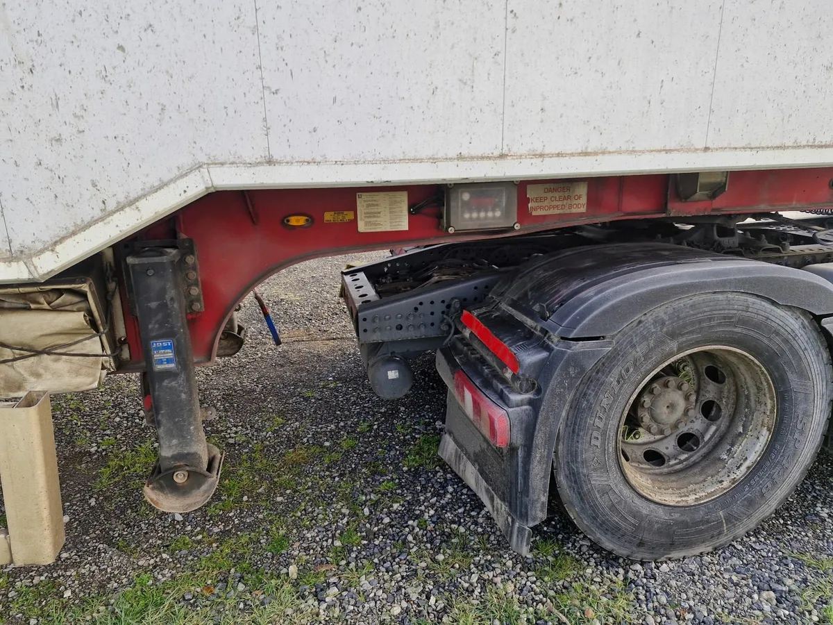 Man Other 2012 - Image 4