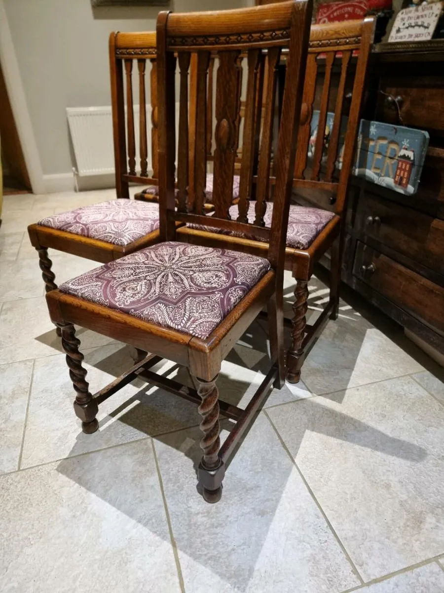 Antique Oak Dinning Chairs x 4...€320 - Image 1
