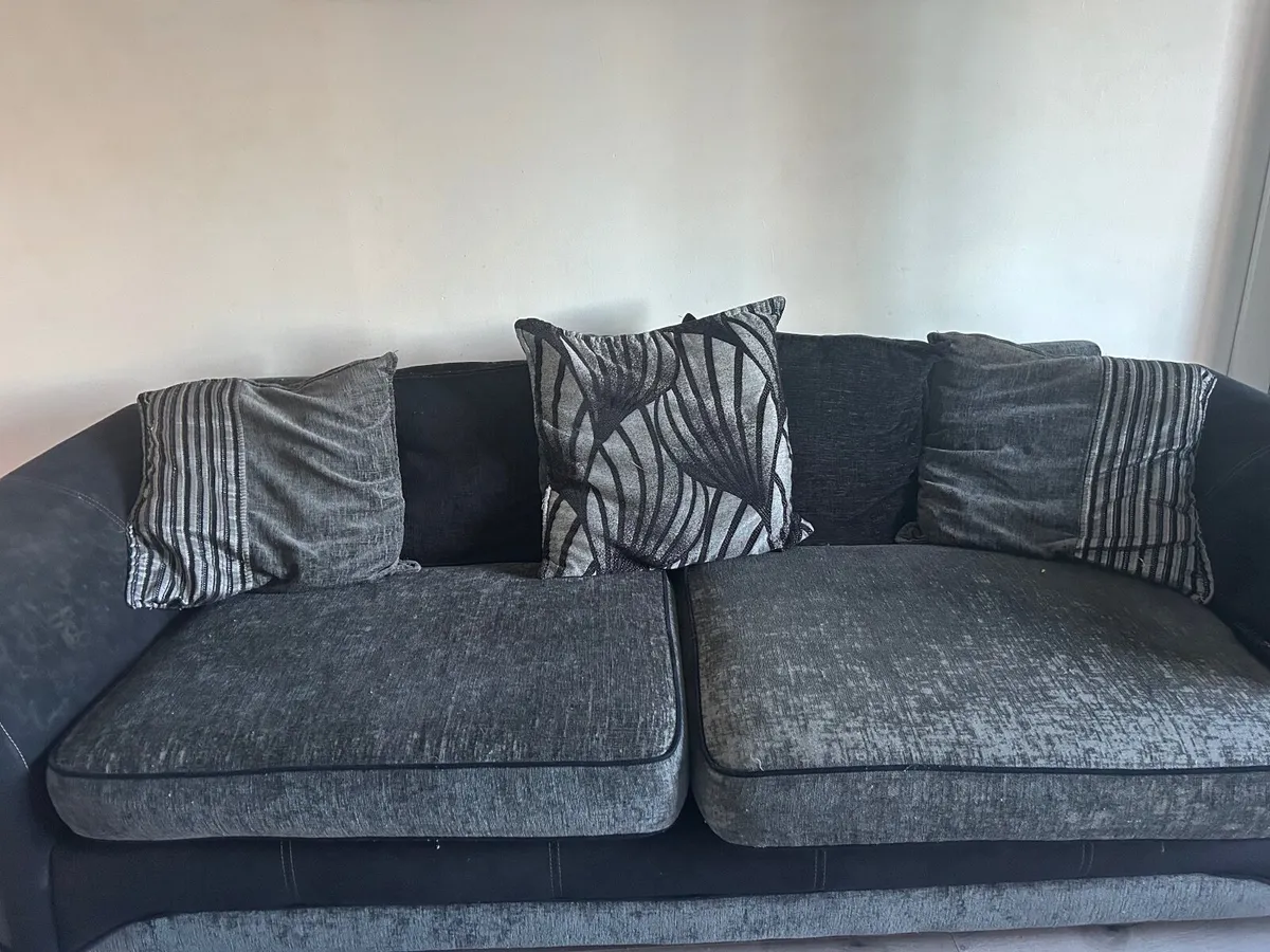4 seater and 2 seater sofas - Image 2