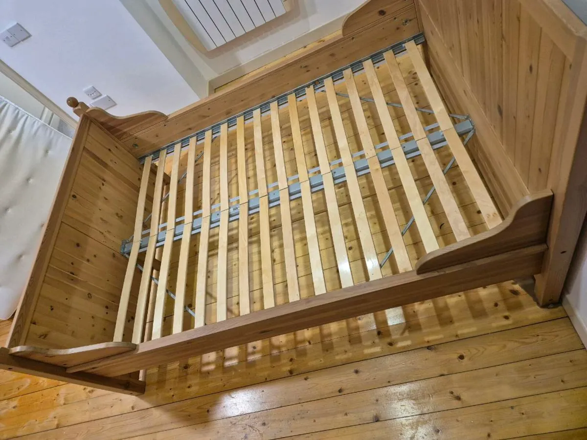 Double bed frame and mattress - Image 3