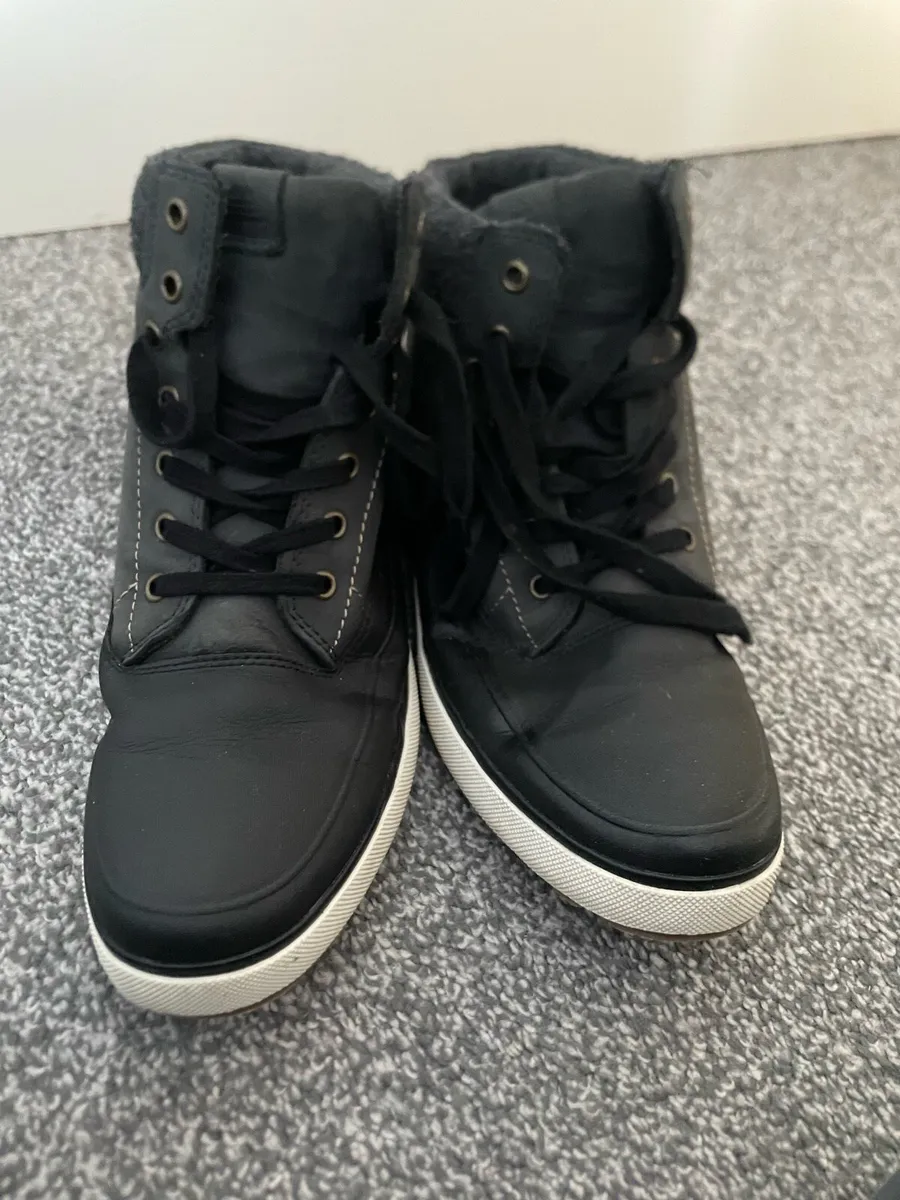 Also Navy High Top Boots with Fleece Collar - Image 3