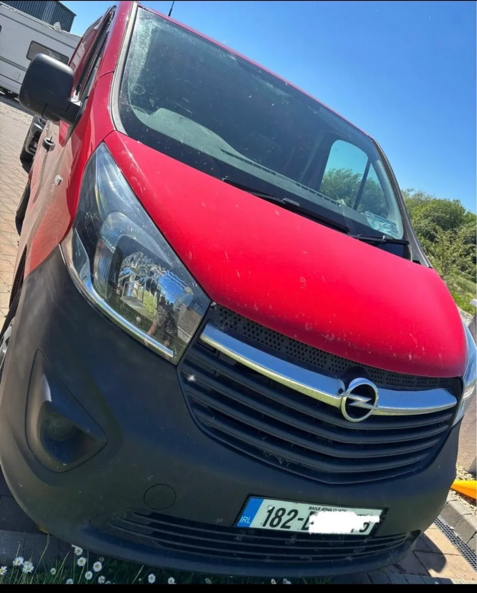 2018 Opel Vivaro  €8000 - Image 1