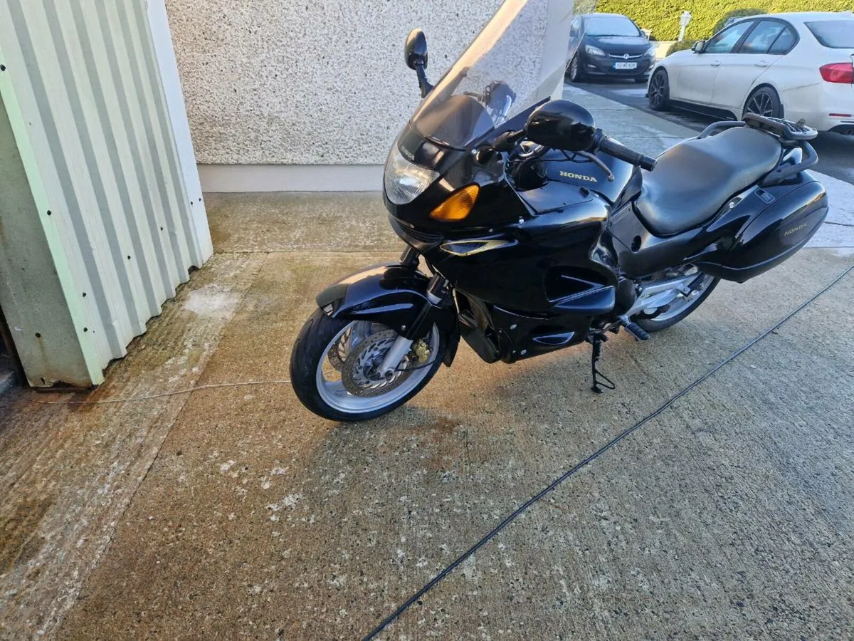 Honda deauville 650 - Image 3