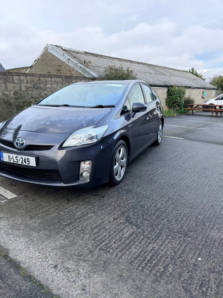 2011 Toyota Prius - Image 1