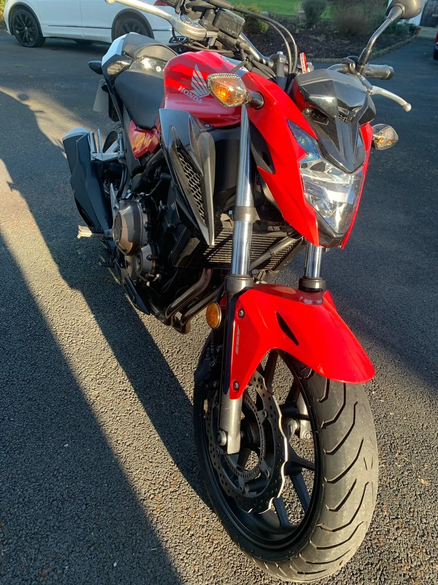 CB500F Motorbike - Image 3