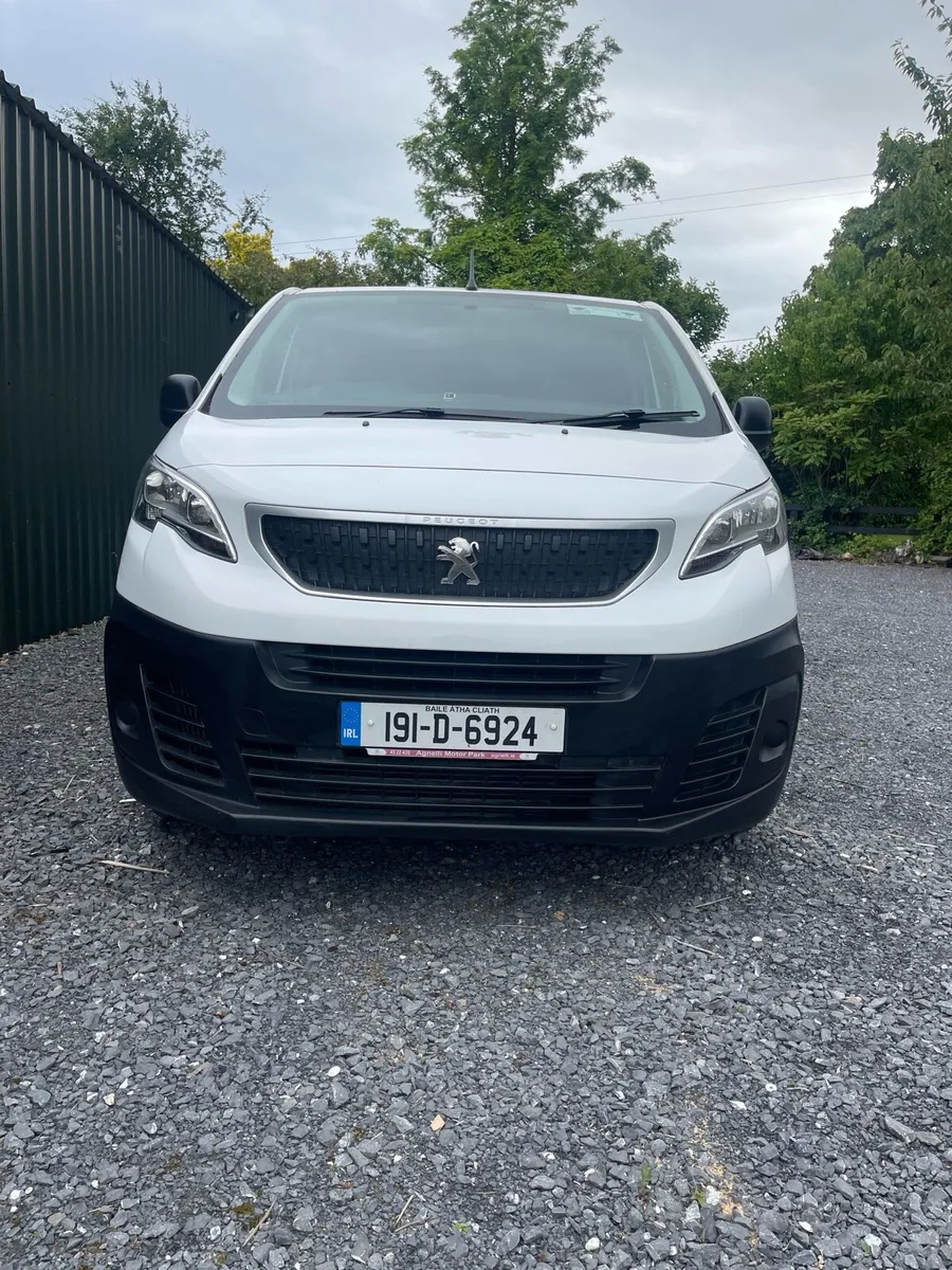 2019 Peugeot Expert LWB - Image 3