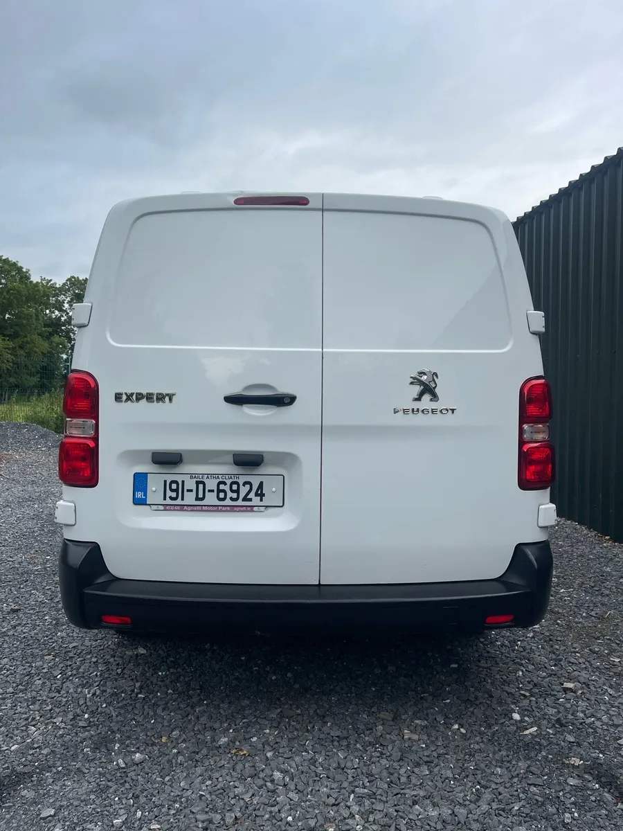 2019 Peugeot Expert LWB - Image 4