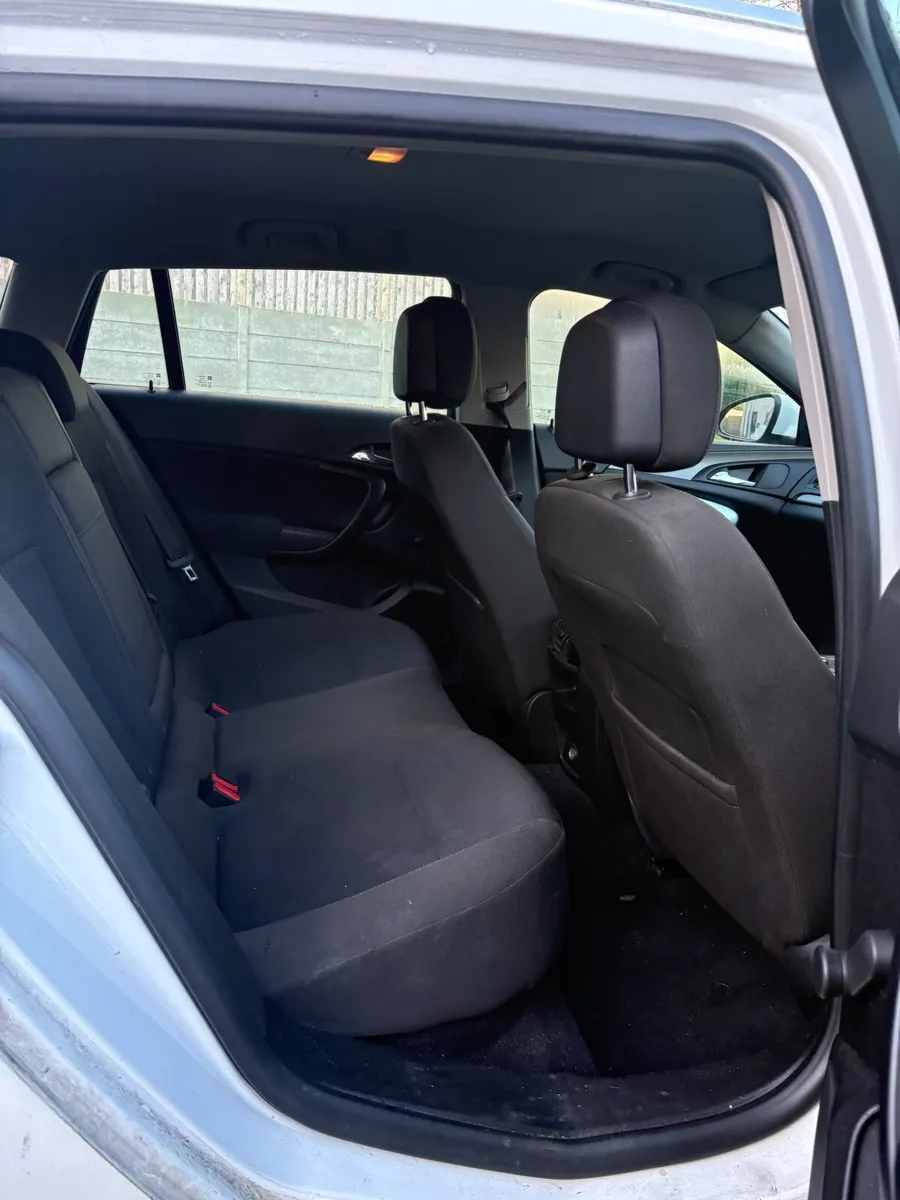 Vauxhall Insignia 2013 - Image 2
