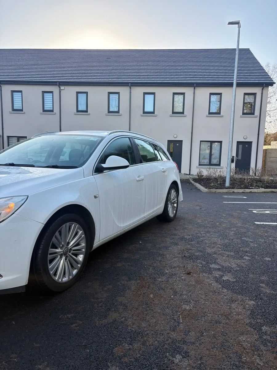 Vauxhall Insignia 2013 - Image 3