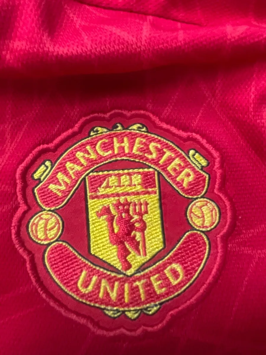 Manchester United kids football jersey - Image 4