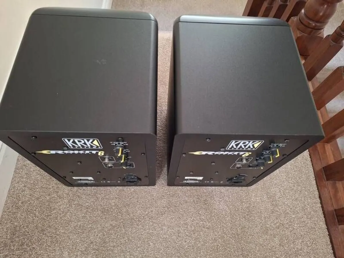 KRK Rokit 6 speakers with floor stands - Image 3