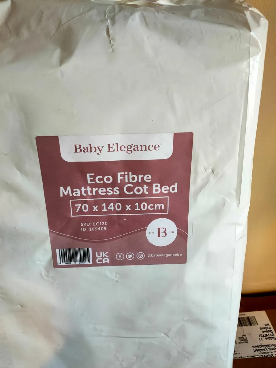 Nested Noa Wooden Cot bed - Image 3