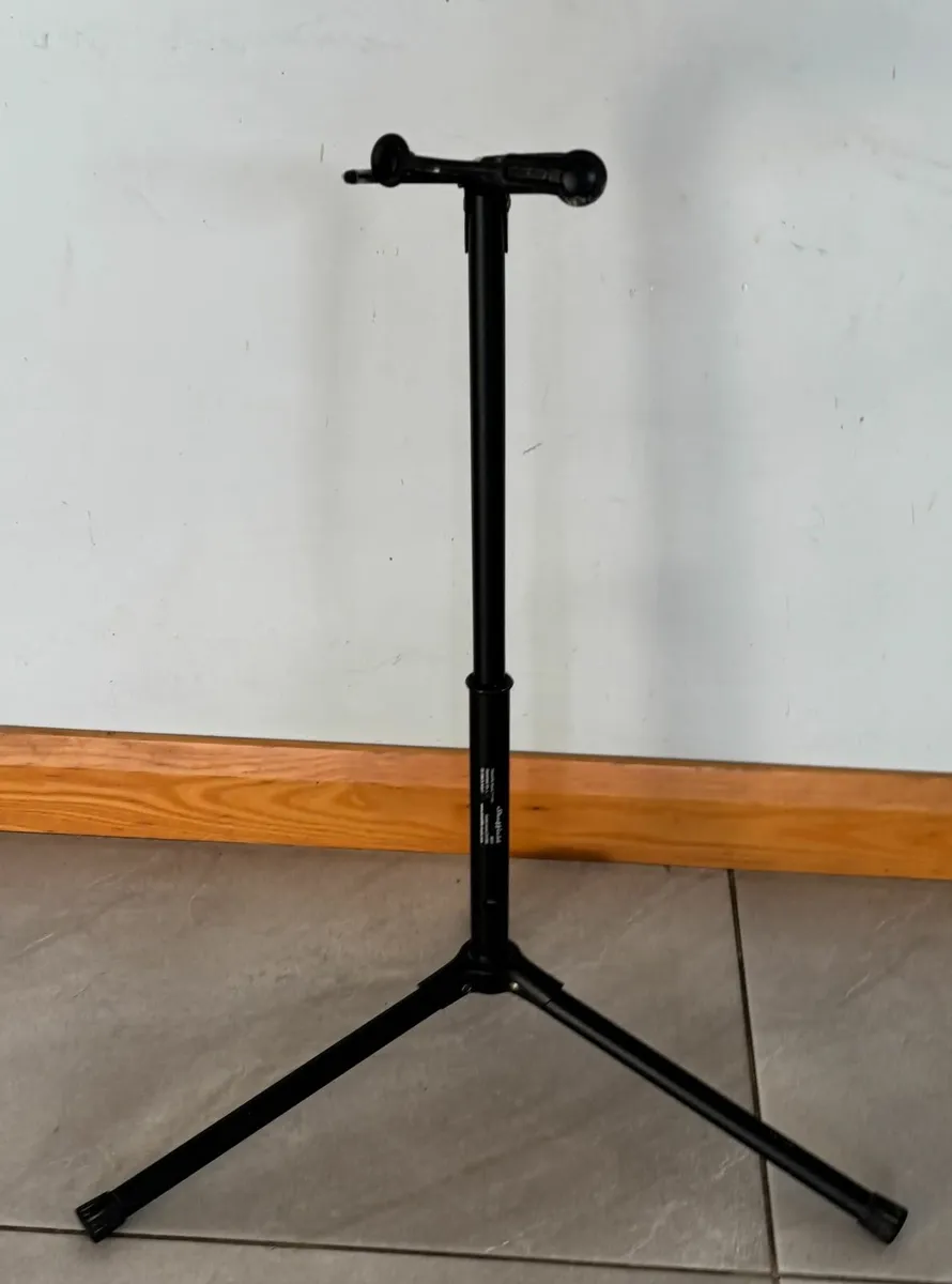 Guitar Stands - Image 2