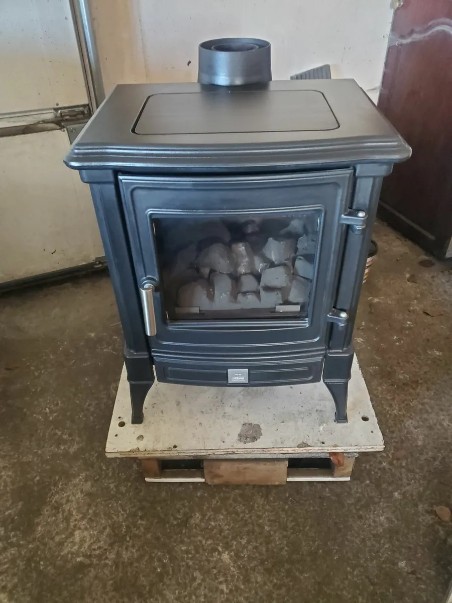 Nestor Martin 5kw gas stove - Image 2