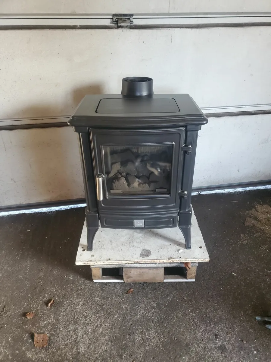 Nestor Martin 5kw gas stove - Image 1