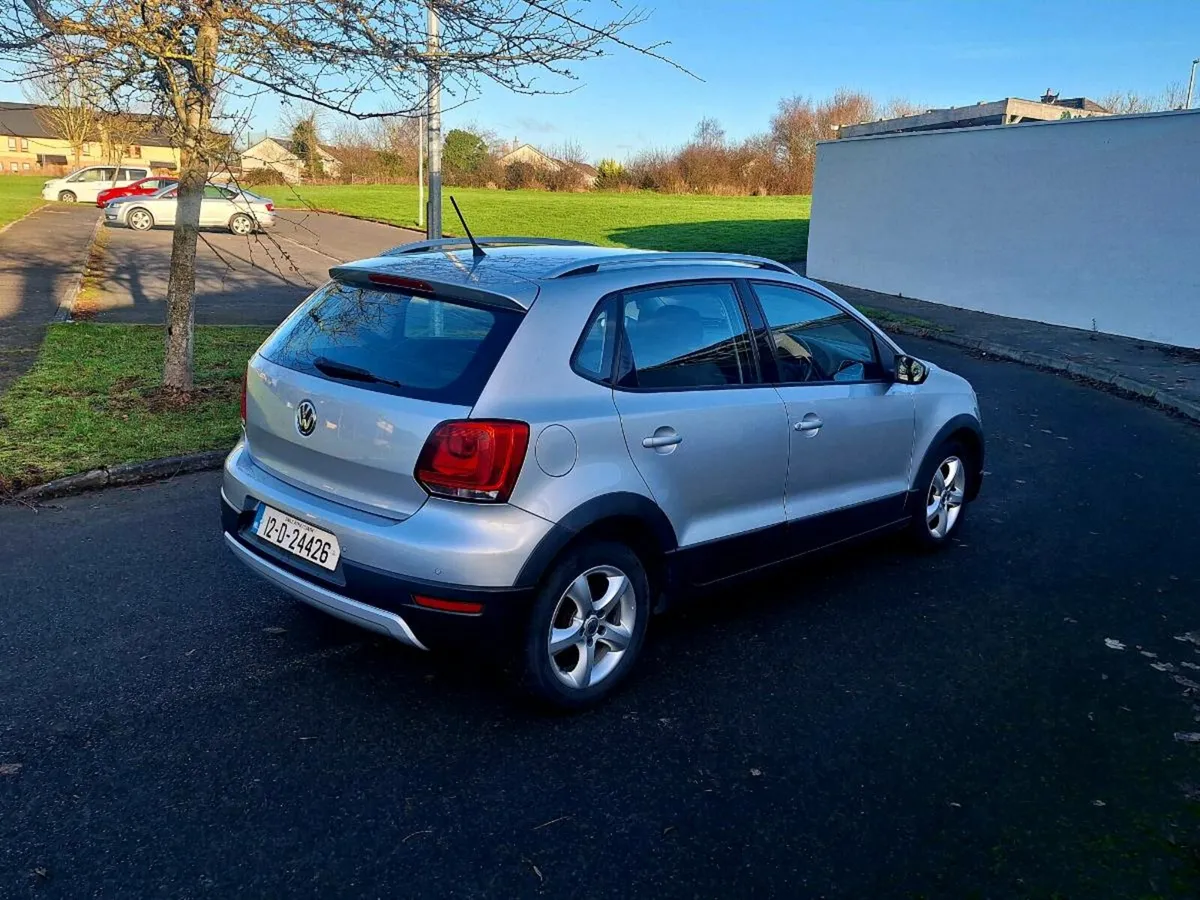 12 POLO CROSS 1.2 TDI - Image 3