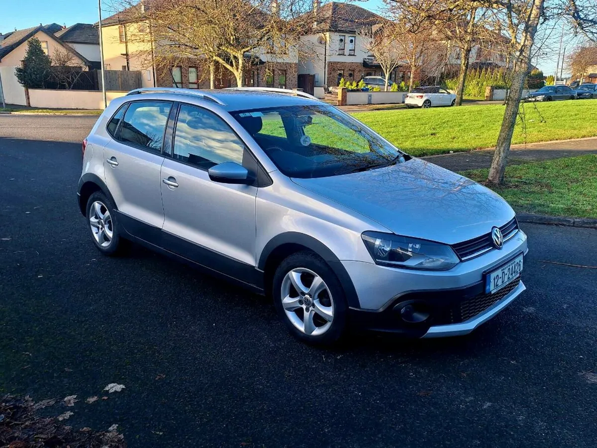 12 POLO CROSS 1.2 TDI - Image 4