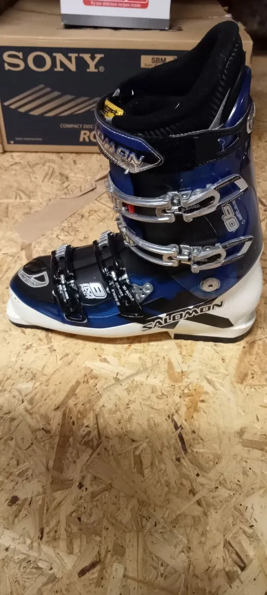 Men Salomon Ski Boots - Image 2