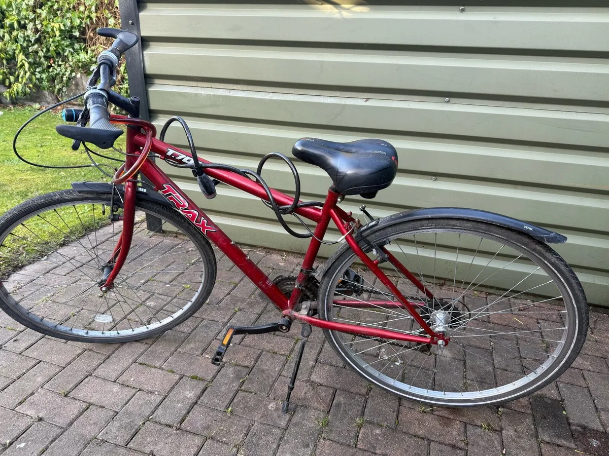 Trax Men's Hybrid Bike - Image 1