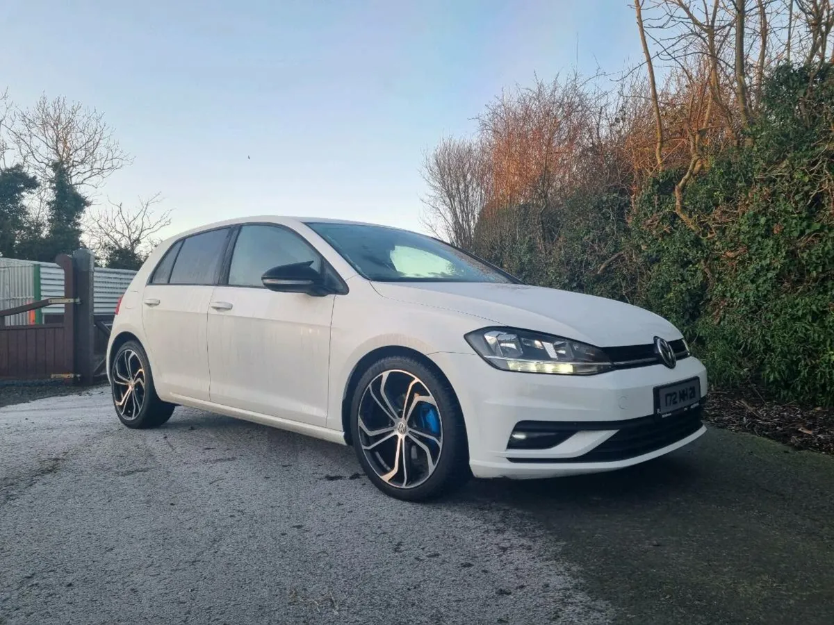 2017 VW Golf 1.6Tdi 5 Door - Image 1