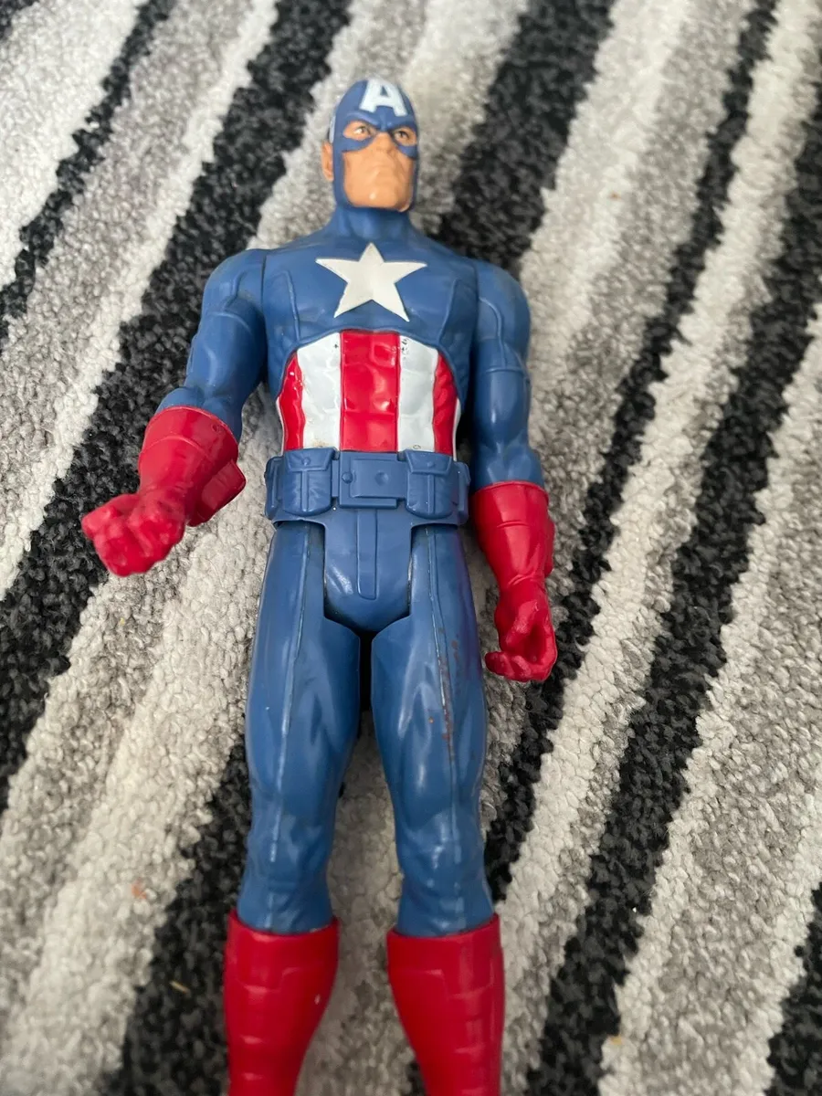 Marvel & Sonic Figures Job Lot 8 Figures - Image 4