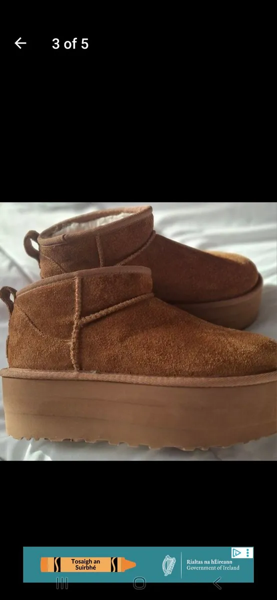UGG - Classic Ultra Mini Platform Boots - size 4. - Image 4