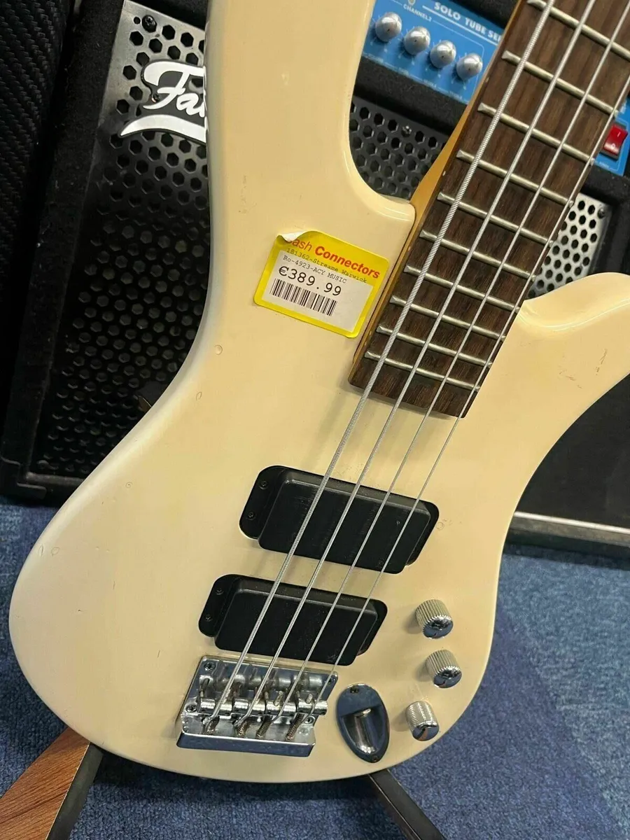 Warwick Streamer Bass - Image 1
