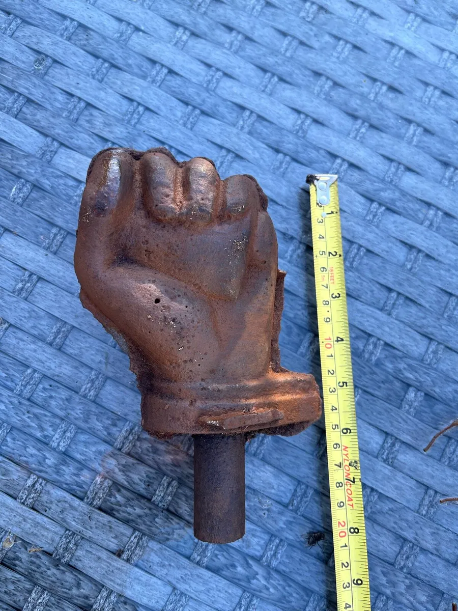 x 2 Wrought Iron Gate Hangs - Image 2