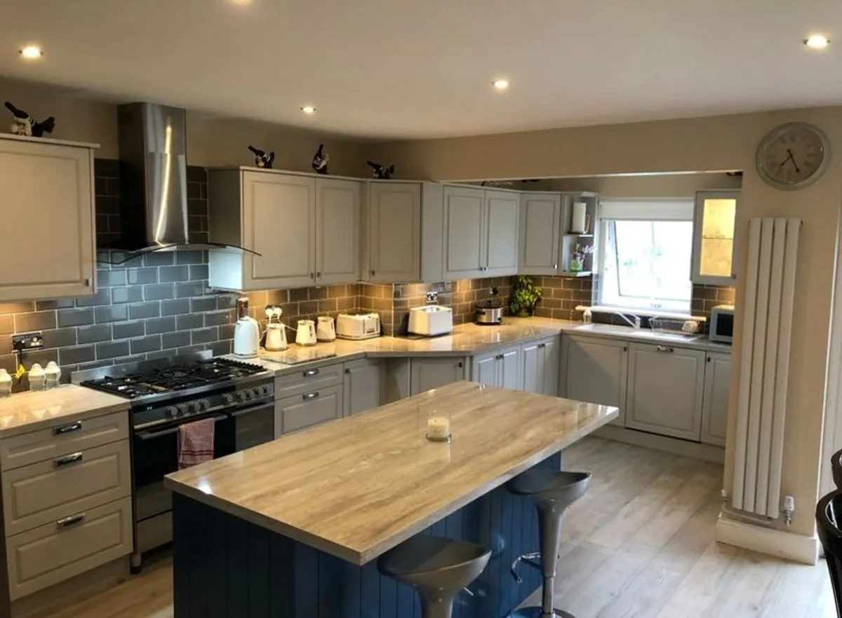 Handmade Fitted Kitchen - Image 1