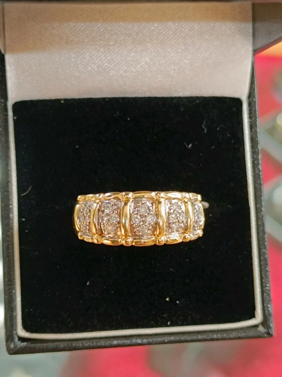 Wide Fancy Diamond Ring, 14k yellow gold - Image 3