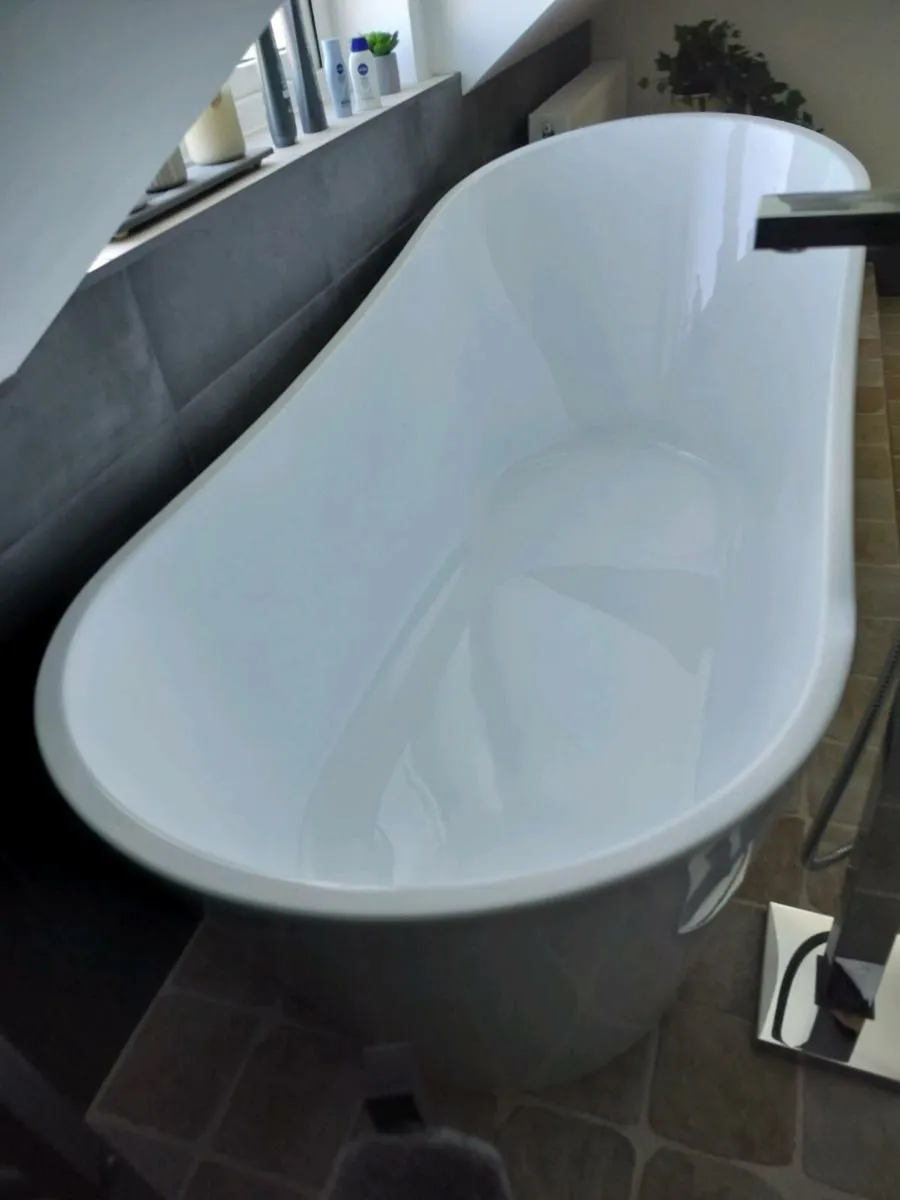 Free standing bathtub - Image 3