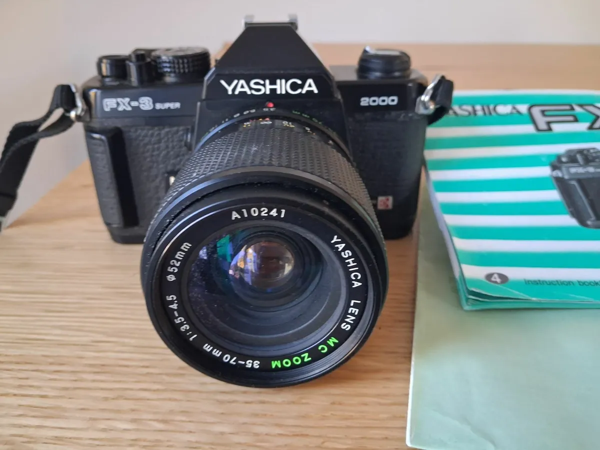 Yashica FX-3 Super 2000 camera - Image 3